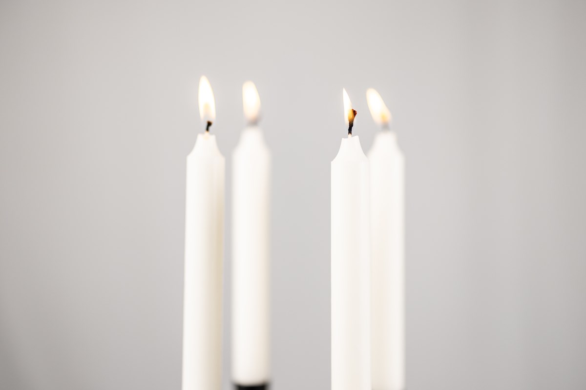 Pas på med de levende lys i juletiden.